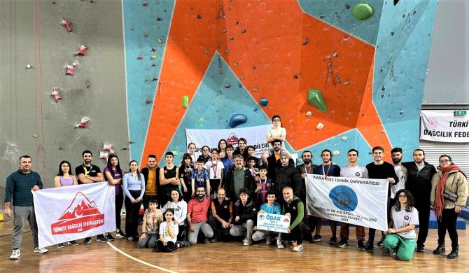 Kısa Kaya Tırmanış İ̇l Şampiyonası Yapıldı