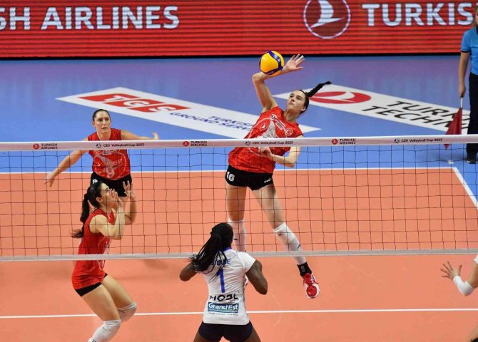 Cev Kupası: Thy: 3 - Terville Florange: 0