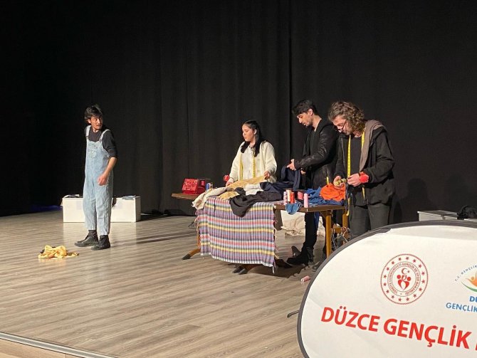 Düzce Hayallerini Sahneye Taşıdı