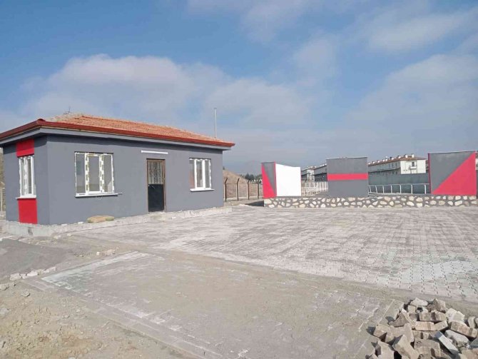 Elazığ Hipodromunda Yeni Sezon Öncesi Çalışmalar Sürüyor