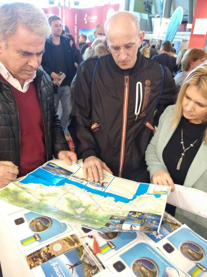 Kemer Belediyesi Cmt Turizm Fuarı’nda