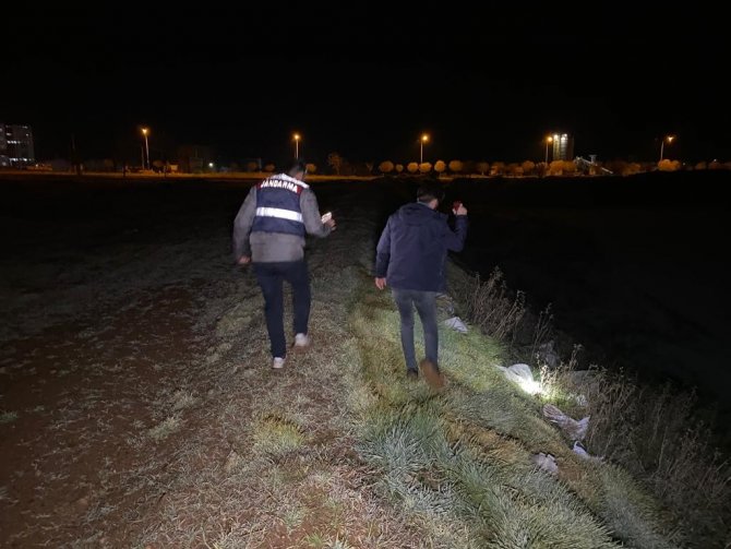 Sokak Ortasında Kaçırılan Kız Çocuğu Her Yerde Aranıyor
