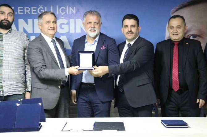2023 Seçimleri Öncesi Ak Parti’de Birlik Beraberlik Fotoğrafı