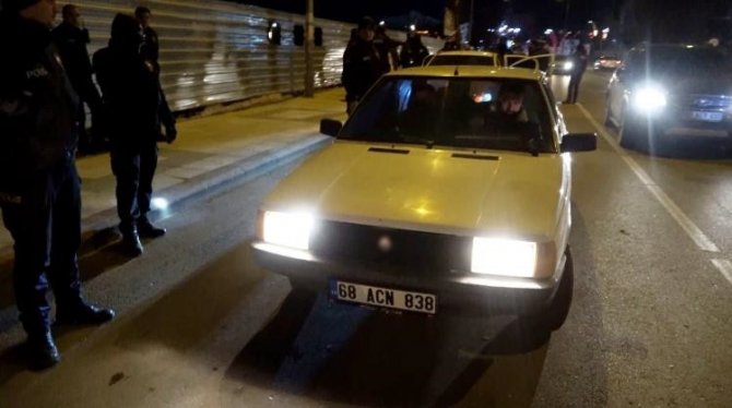 Ruhsatsız Tabancayla Yakalandı, “Düşman Sahibiyim” Dedi