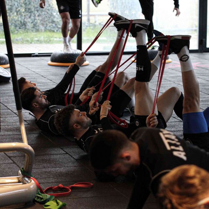 Altay, Pendikspor Maçının Hazırlıklarına Başladı