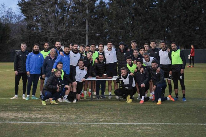 Altay, Pendikspor Maçının Hazırlıklarına Başladı