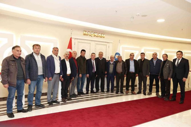 Başkan Böcek Muhtarların Sorunlarını Dinledi