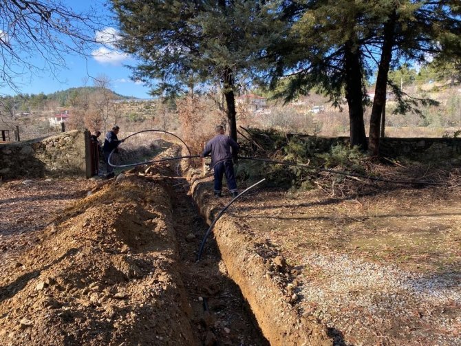 Gündoğmuş Serinyaka’nın İçme Suyu Hattı Yenileniyor