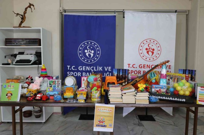 Kuşadası’ndan Güroymak’a Gönül Köprüsü