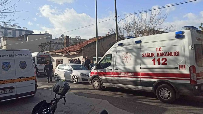 Yaşlı Adam Banyoda Ölü Olarak Bulundu