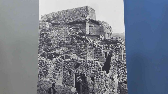 Batman’da Sanatseverler Sergi Ve Kitap Tanıtımında Buluştu