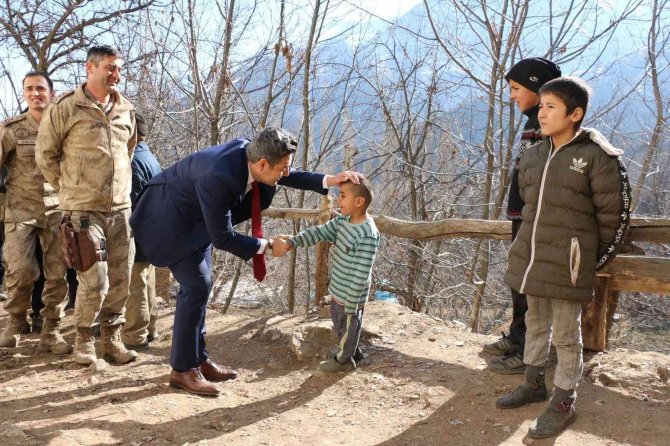 Kaymakam Özçelik: “Amacımız, Devletimizin Vatandaşlarımıza Uzanan Elleri Olduğumuzu Göstermek”