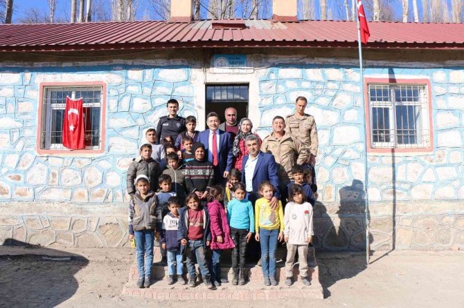 Kaymakam Özçelik: “Amacımız, Devletimizin Vatandaşlarımıza Uzanan Elleri Olduğumuzu Göstermek”