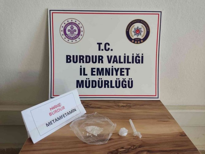 Burdur’da Uyuşturucu Operasyonunda 3 Tutuklama
