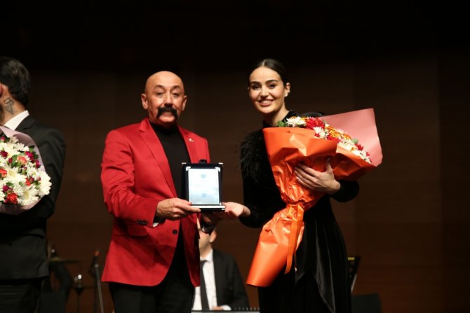 Elif Buse Doğan’la Müzik Dolu Gece