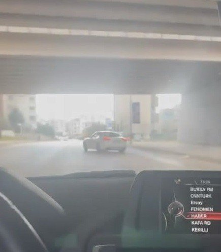 Drift Atan Lüks Otomobil Kamerada...cezası Ağır Oldu