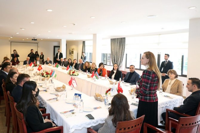 Deü’de "Tek Millet On Lezzet" Buluşması