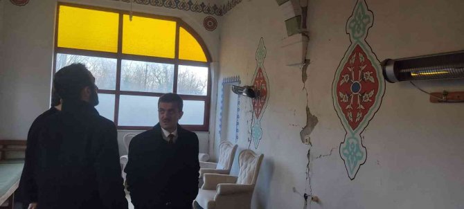 Yıkılan Ve Hasar Alan Camiler İncelendi