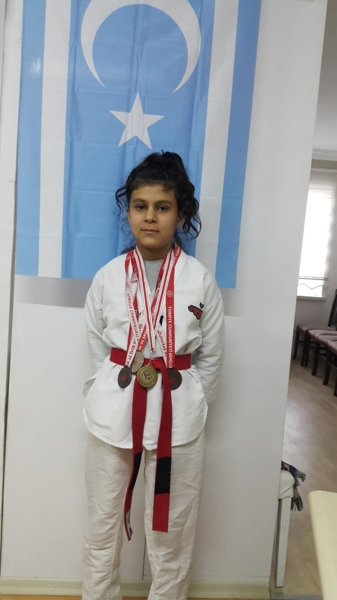 Eskişehir’de Yaşayan Iraklı Türk Kızın Taekwondo Başarısı