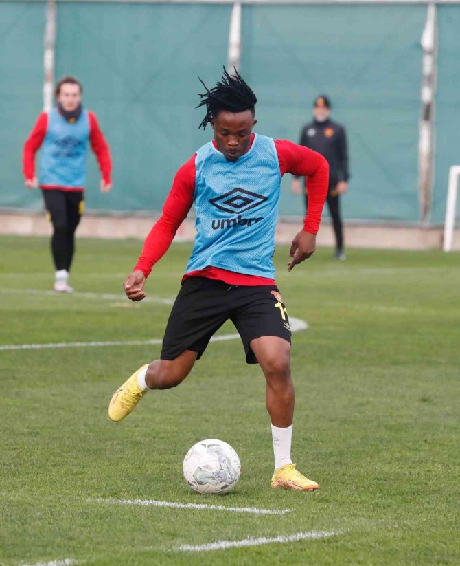 Göztepe, Erzurumspor Fk Maçının Hazırlıklarını Sürdürüyor