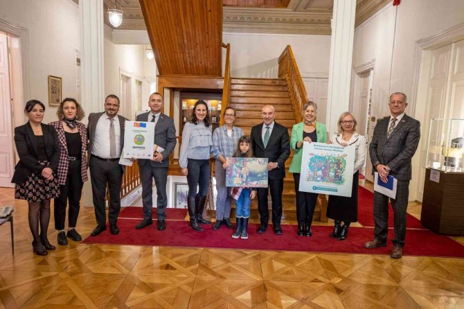 Başkan Soyer, Zehirsiz Kent İ̇zmir İçin İmza Attı