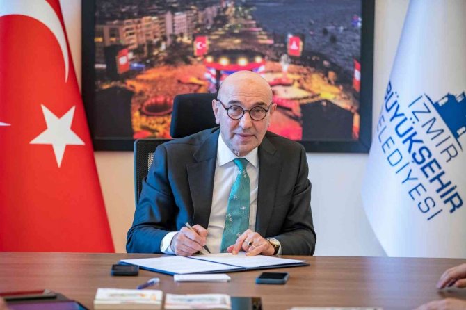 Başkan Soyer, Zehirsiz Kent İ̇zmir İçin İmza Attı