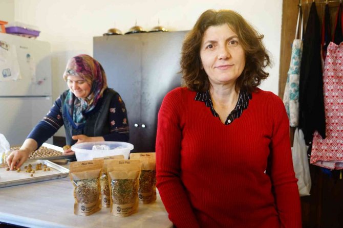 Kadınlar Ürettikleri Yöresel Pilav İle Dubai’de Damakları Tatlandırıyor