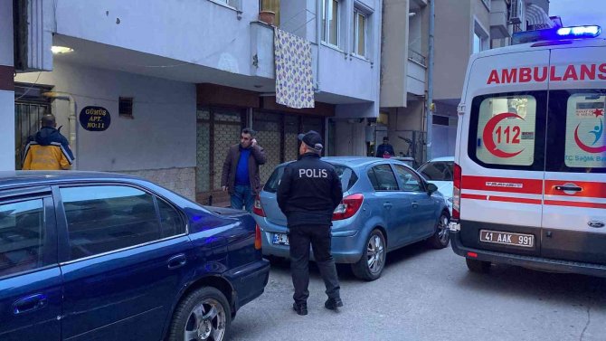 39 Yaşındaki Adam Evinde Ölü Bulundu