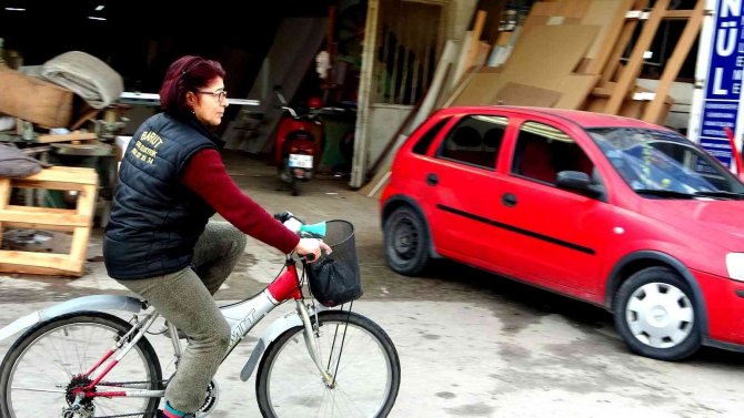 Muğla Sanayi Sitesi’nin Kadın Çaycısı Ön Yargıları Yıktı