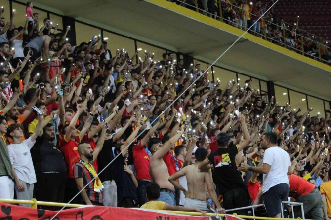 Kayserispor - Beşiktaş Maçı Bilet Fiyatları Belli Oldu