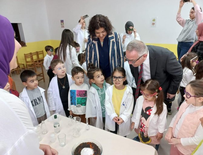 Öğrenciler İçin Bilim Şenlikleri Düzenlendi