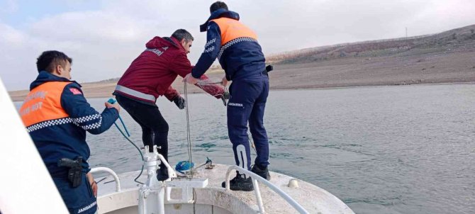 Siirt’te 20 Farklı Noktada Kaçakçılara Yönelik Operasyon Gerçekleştirildi