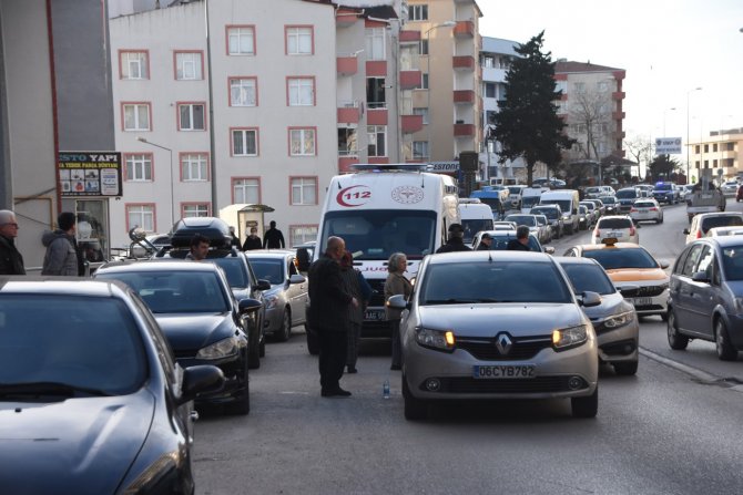 Sinop’ta 2 Otomobil Çarpıştı: 1 Yaralı
