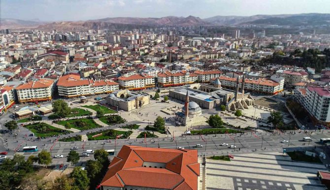 Sivas’ta 2022’de Konut Satışları Düştü