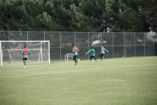 Sakaryaspor’da, Altınordu Mesaisi Devam Etti