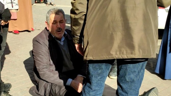 İ̇şe Gitmeyen Adam Evinde Ölü Bulundu: Acı Haberi Alan Anne Ve Baba Sinir Krizi Geçirdi