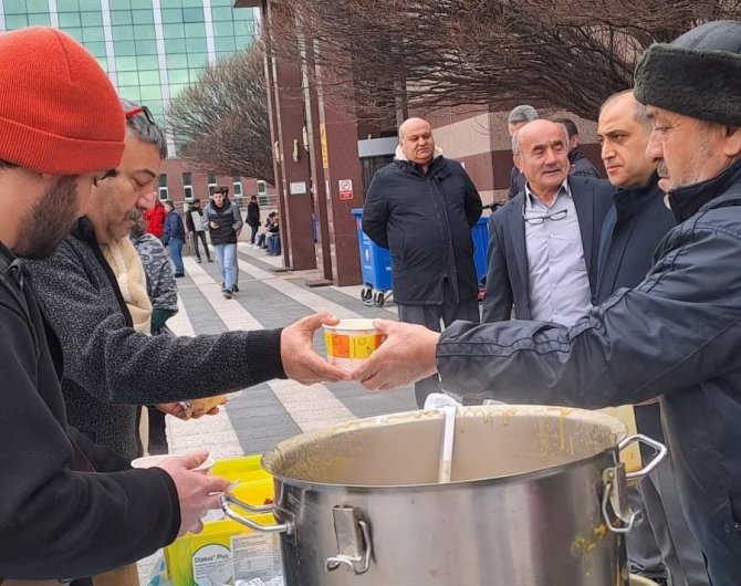 Tügva’dan Final Haftasında Öğrencilere Çorba İkramı