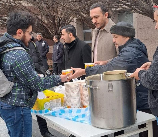 Tügva’dan Final Haftasında Öğrencilere Çorba İkramı