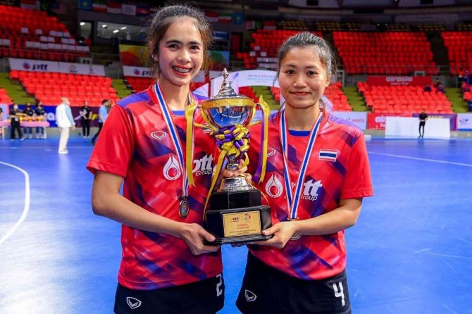 Köyceğiz Göl Spor Taylandlı Ünlü Hokeycileri Transfer Etti