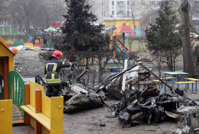 Ukrayna’daki Helikopter Kazasında Can Kaybı 14 Olarak Revize Edildi
