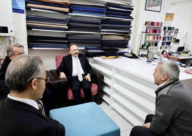 40 Yıldır Terzilik Yapıyor
