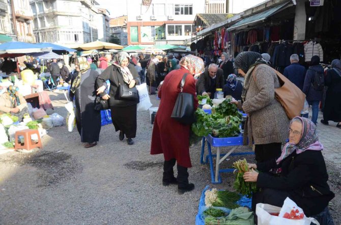 Ordu’da Semt Pazarlarında Yoğunluk