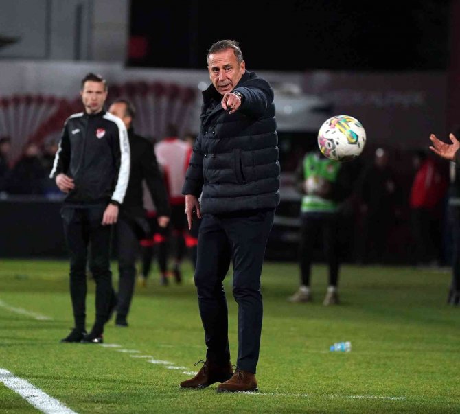 Ziraat Türkiye Kupası: Ümraniyespor: 1 - Trabzonspor: 4 (Maç Sonucu)