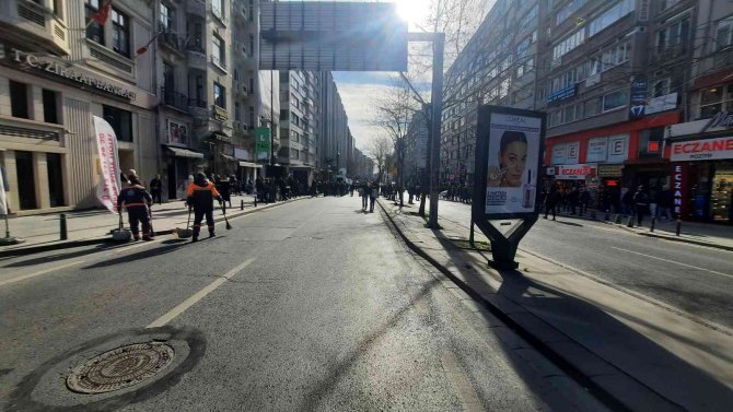 Hrant Dink Ölümünün 16’ncı Yılında Kabri Başında Anıldı