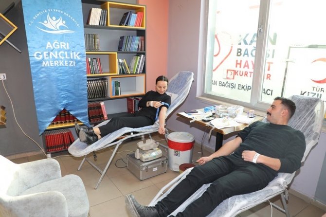 Ağrı Gsi̇m’den Kan Bağış Kampanyasına Destek
