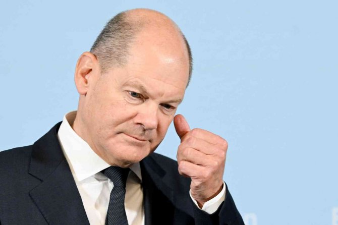 Almanya’dan Ukrayna’ya Tank Şartı: "Scholz, Abd’yi Bekliyor"