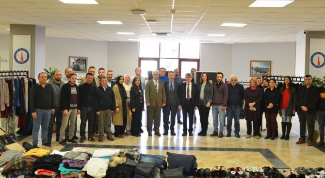 Askıda Giysiler Dpü Giysibank’a Teslim Edildi