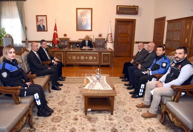 Bu Projeyle 25 Bin Öğrenci Uyuşturucu Maddeden Uzak Tutulacak