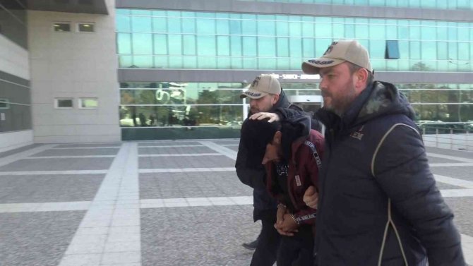 Daeş Üyesi Bolu’da Yakalandı