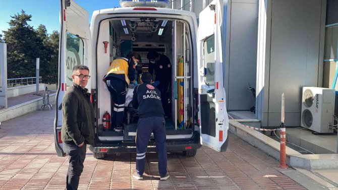 Burdur’da İnşaattan Düşen İşçi Ağır Yaralandı
